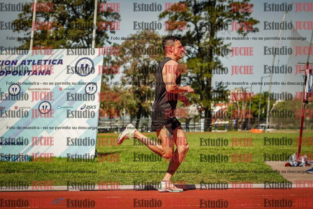 Fotos de los 800 m llanos de varones