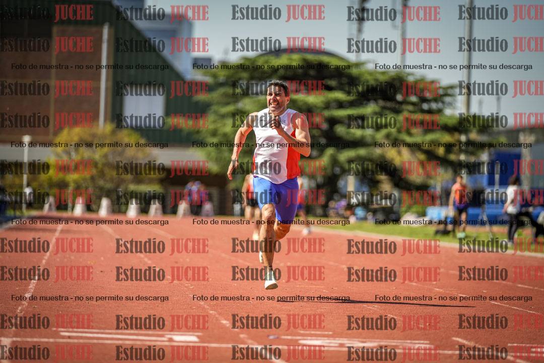 Fotos de los 400 m llanos de varones