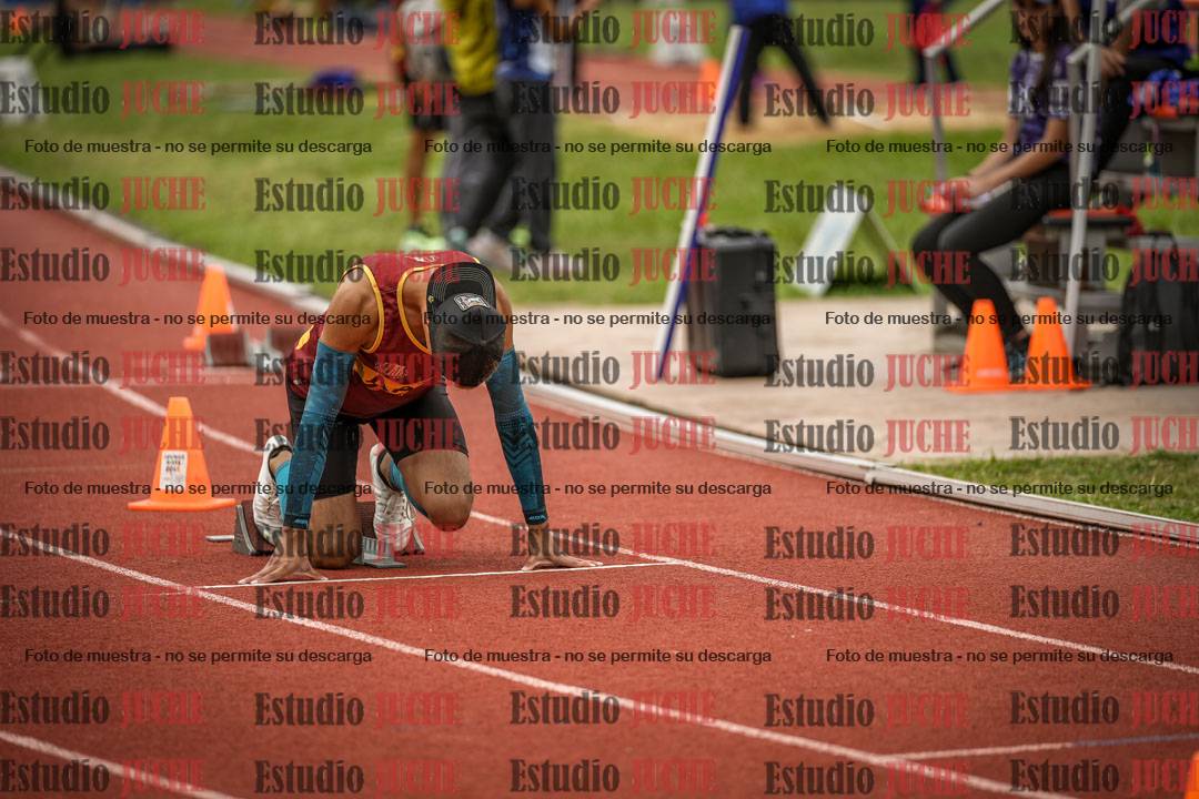 Fotos de los 400 m llanos de varones