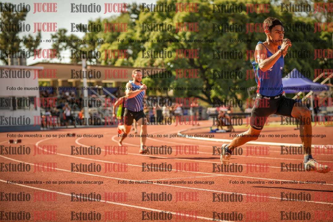 Fotos de los 400 m llanos de varones