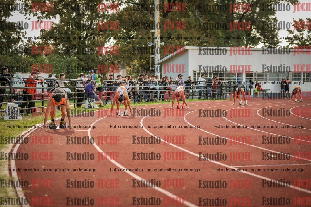 Fotos de los 400 m llanos de varones