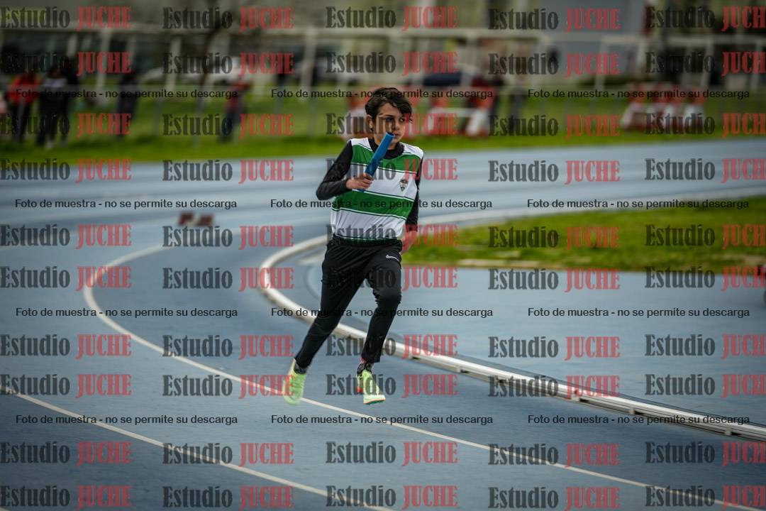 Fotos de las postas 5x80 m de varones - U14 - FINAL