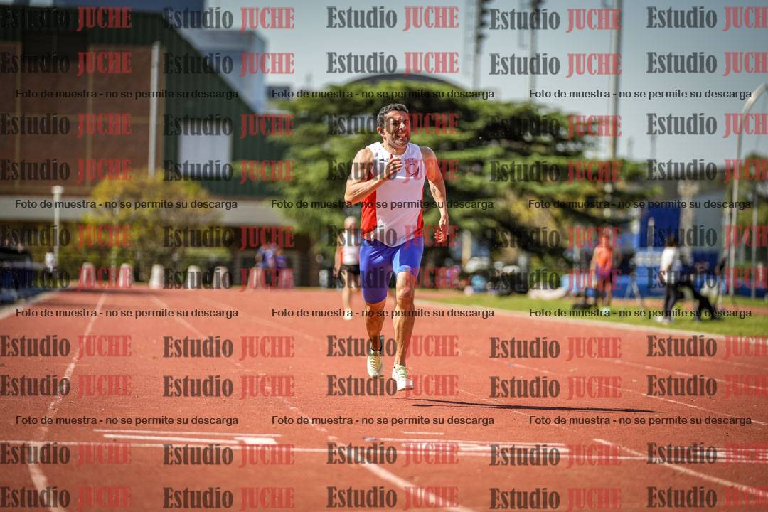Fotos de los 400 m llanos de varones