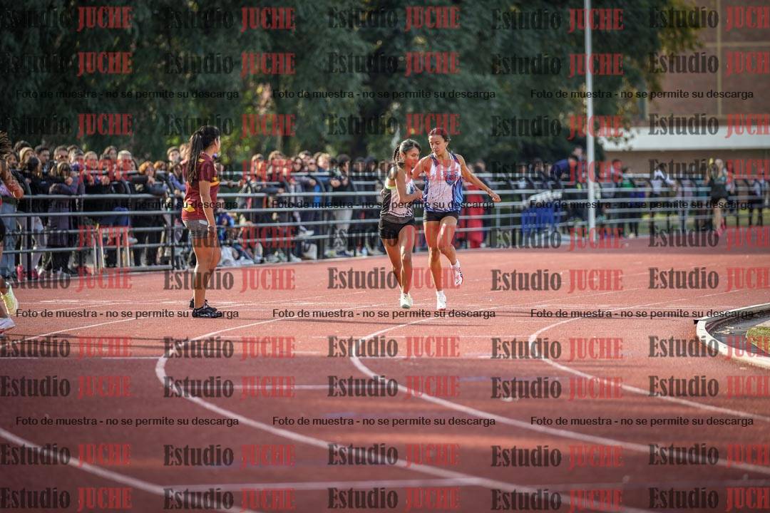 Fotos de las postas 4x400 m llanos de mujeres