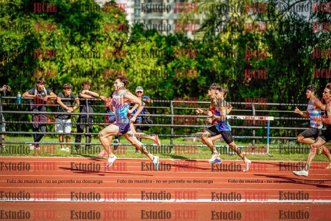 Fotos de los 800 m llanos de varones