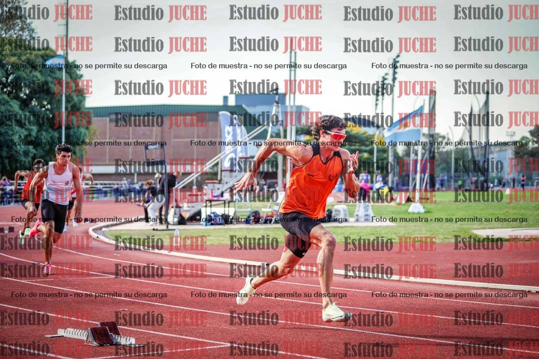 Fotos de los 400 m llanos de varones