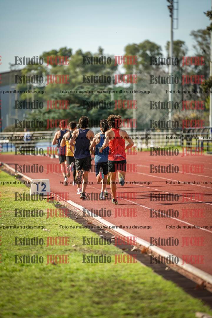 Fotos de los 1500 m de varones - decatlón 10