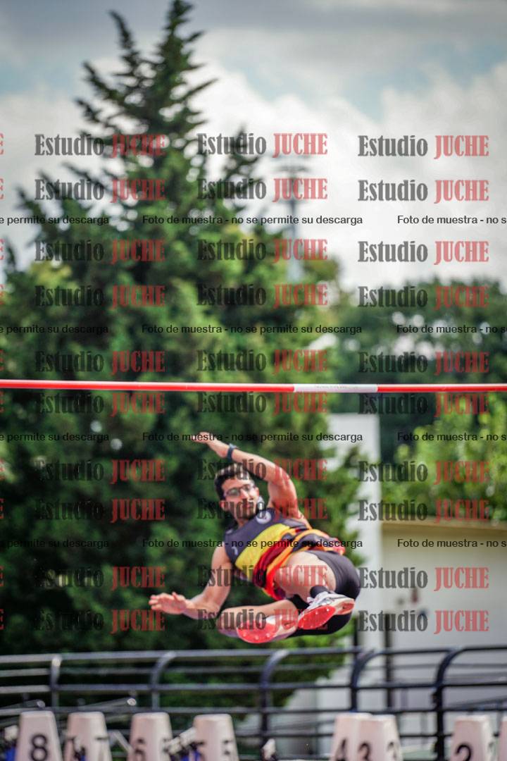 Fotos del salto con garrocha de varones - decatlón 8