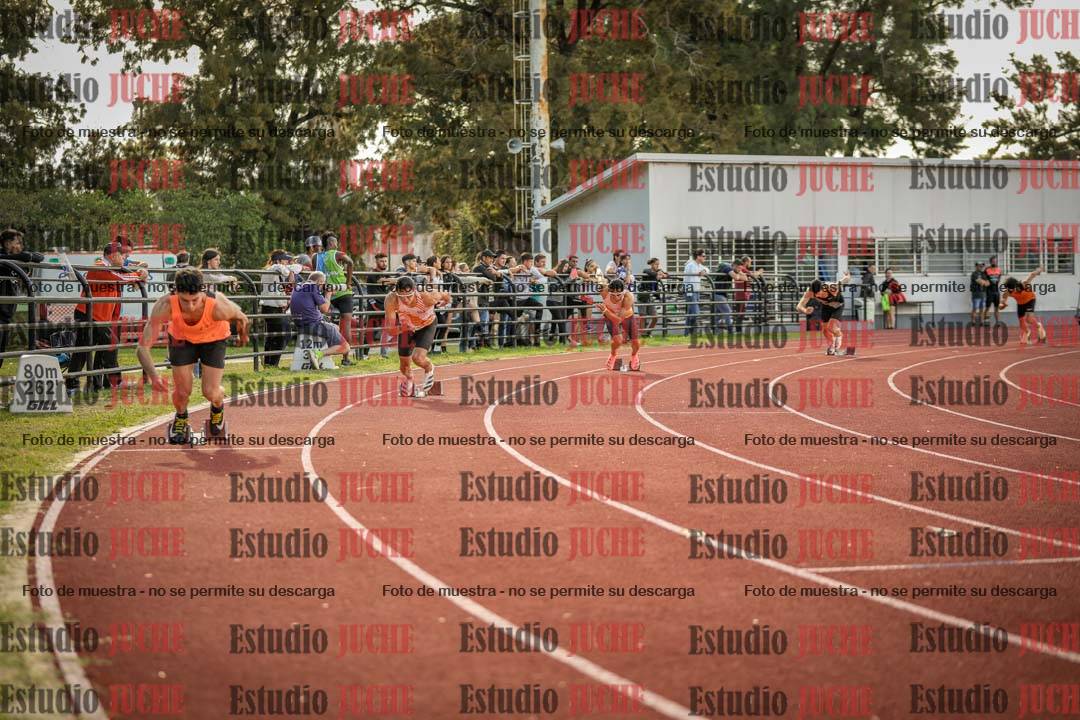 Fotos de los 400 m llanos de varones