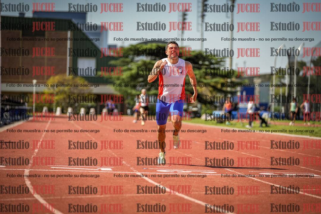 Fotos de los 400 m llanos de varones