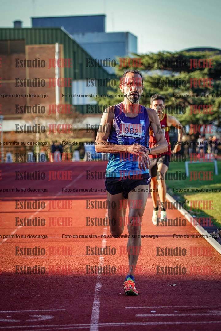 Fotos de los 3000 m llanos de varones