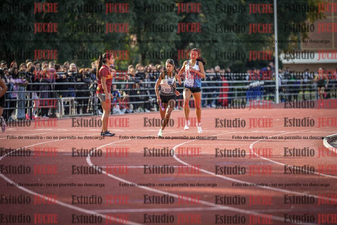 Fotos de las postas 4x400 m llanos de mujeres