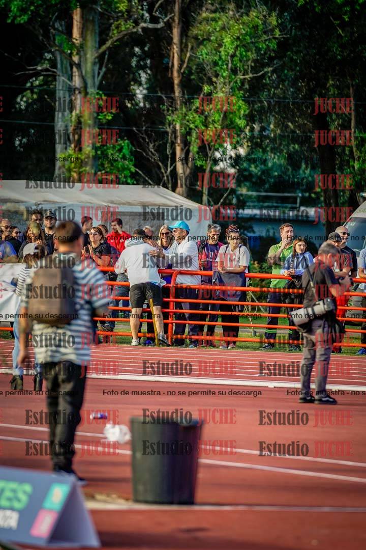 Fotos de algunos extras y podios del día 1
