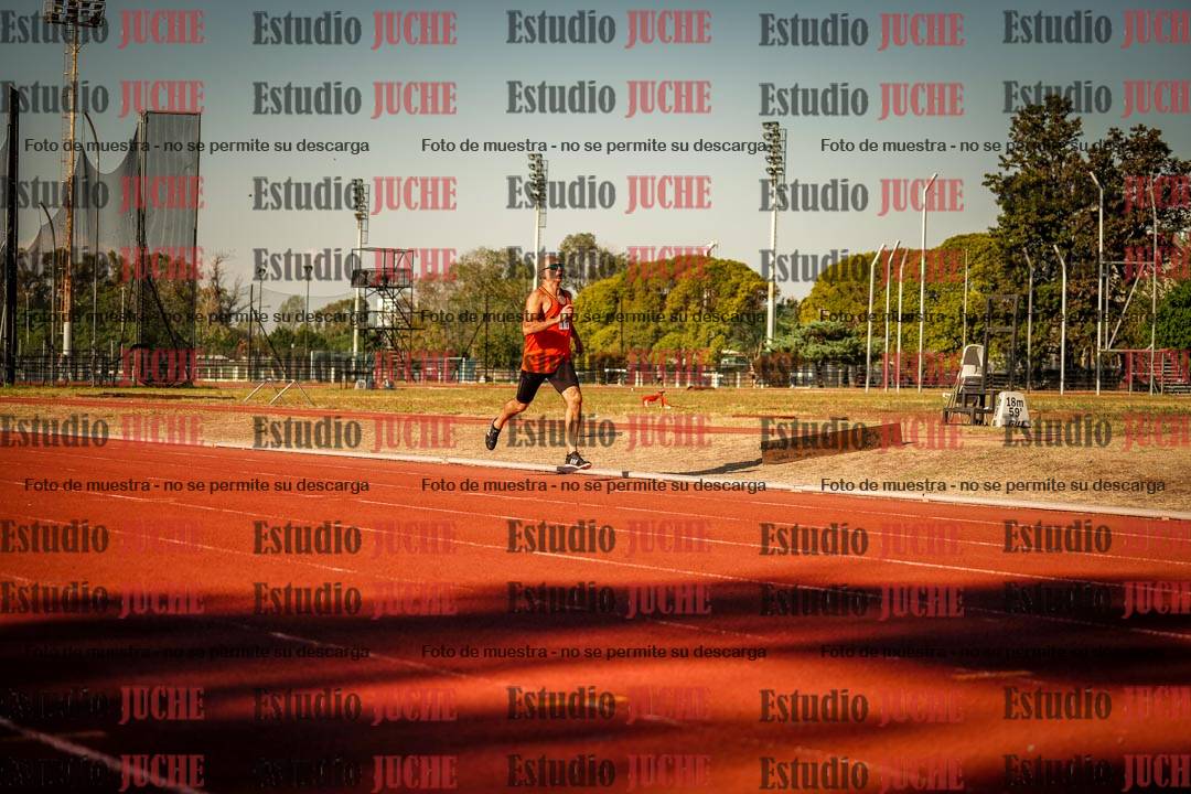 Fotos de los 800 m llanos de varones