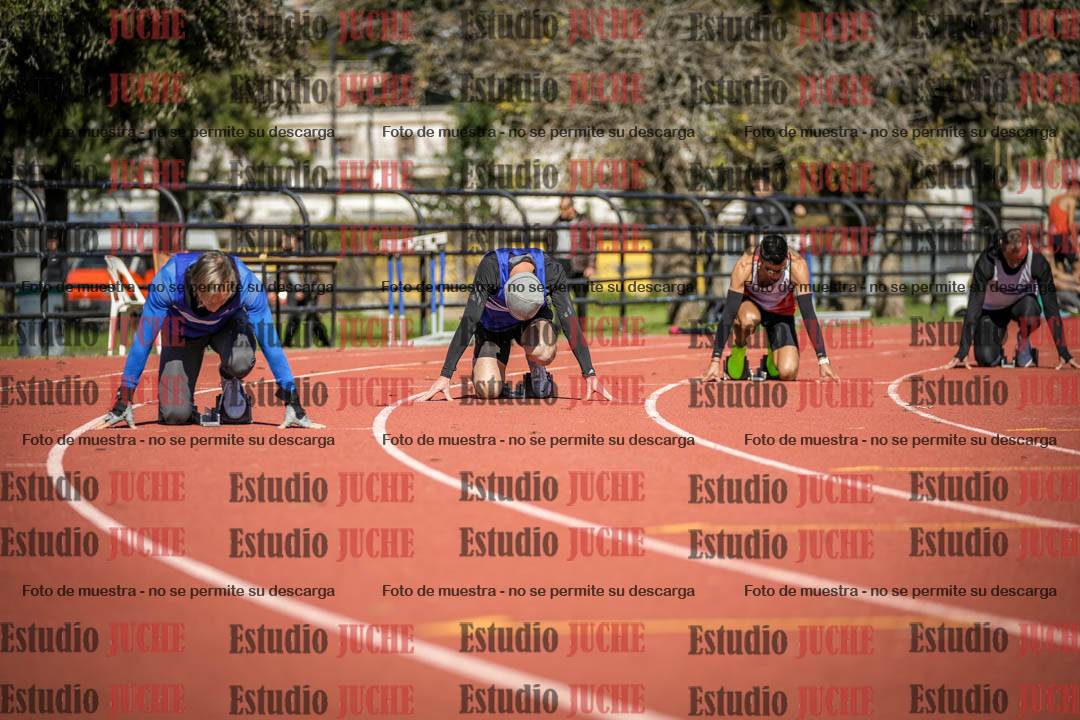 Fotos de los 200 m llanos de varones