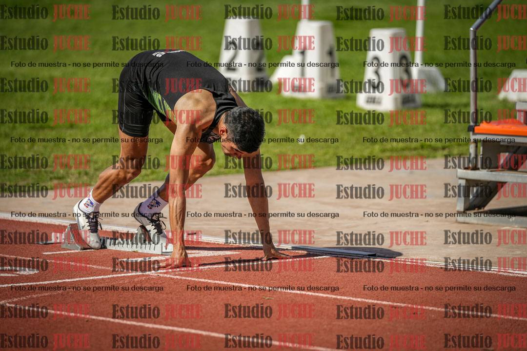 Fotos de los 400 m llanos de varones