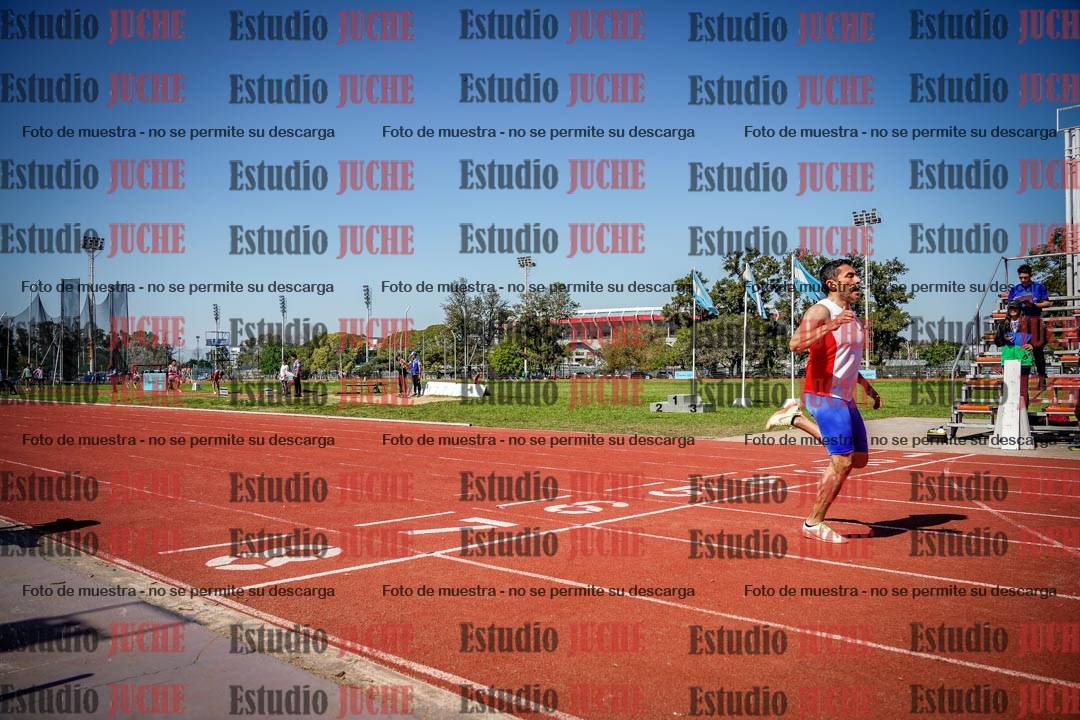 Fotos de los 400 m llanos de varones
