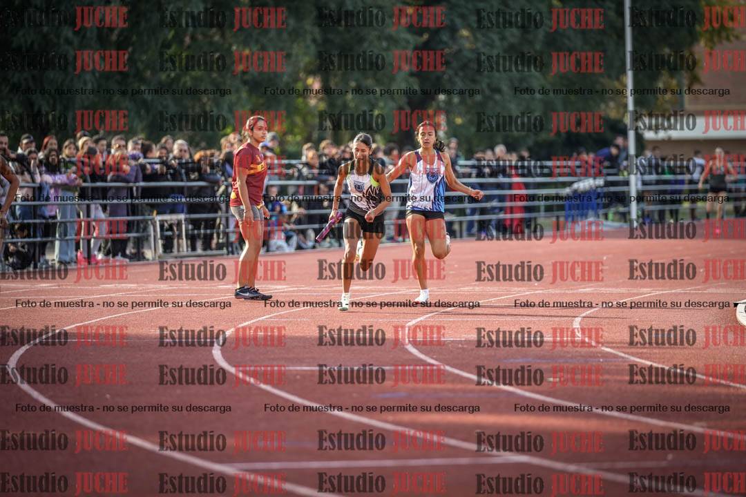 Fotos de las postas 4x400 m llanos de mujeres
