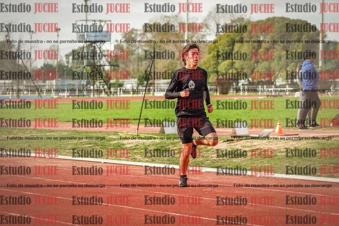 Fotos de los 400 m llanos de varones