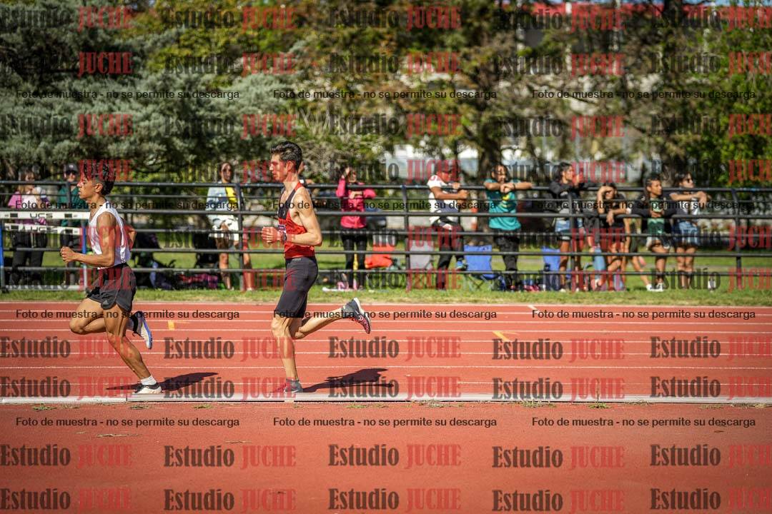 Fotos de los 5000 m llanos de varones