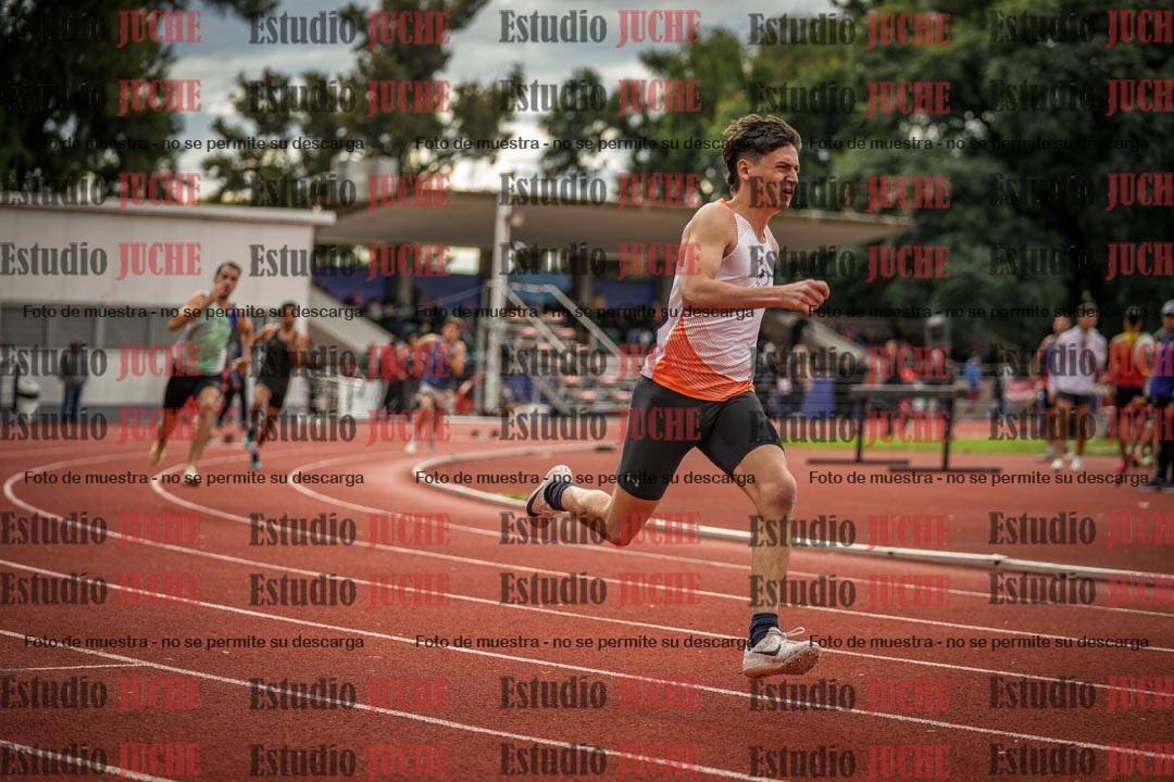 Fotos de los 400 m llanos de varones