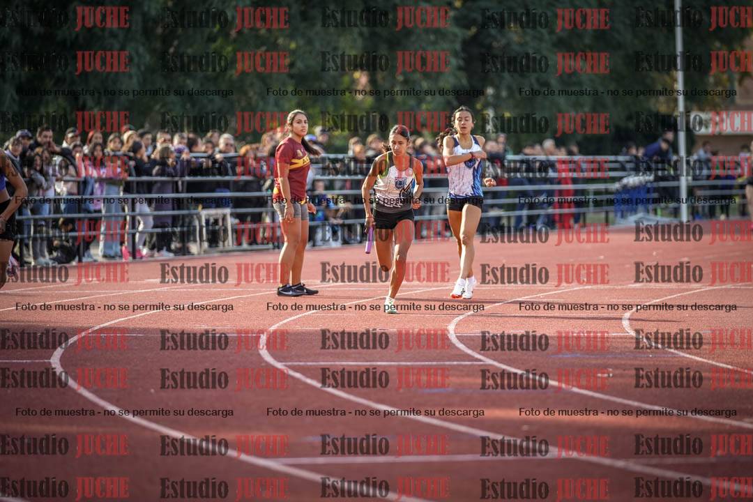 Fotos de las postas 4x400 m llanos de mujeres