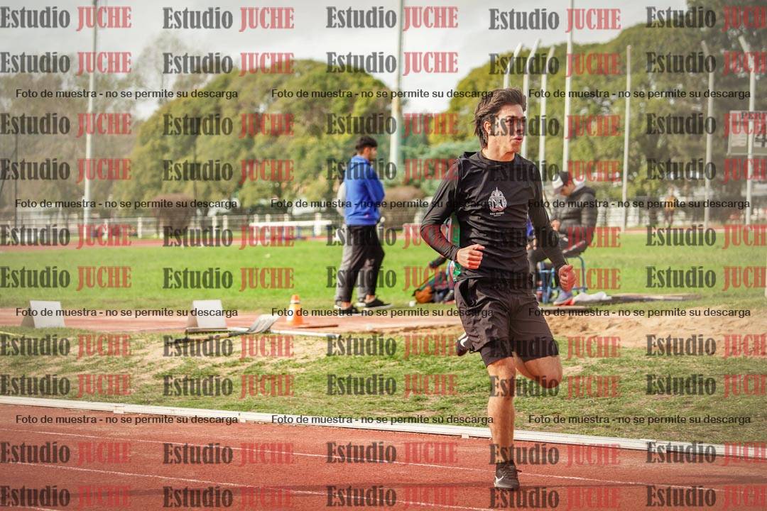 Fotos de los 400 m llanos de varones