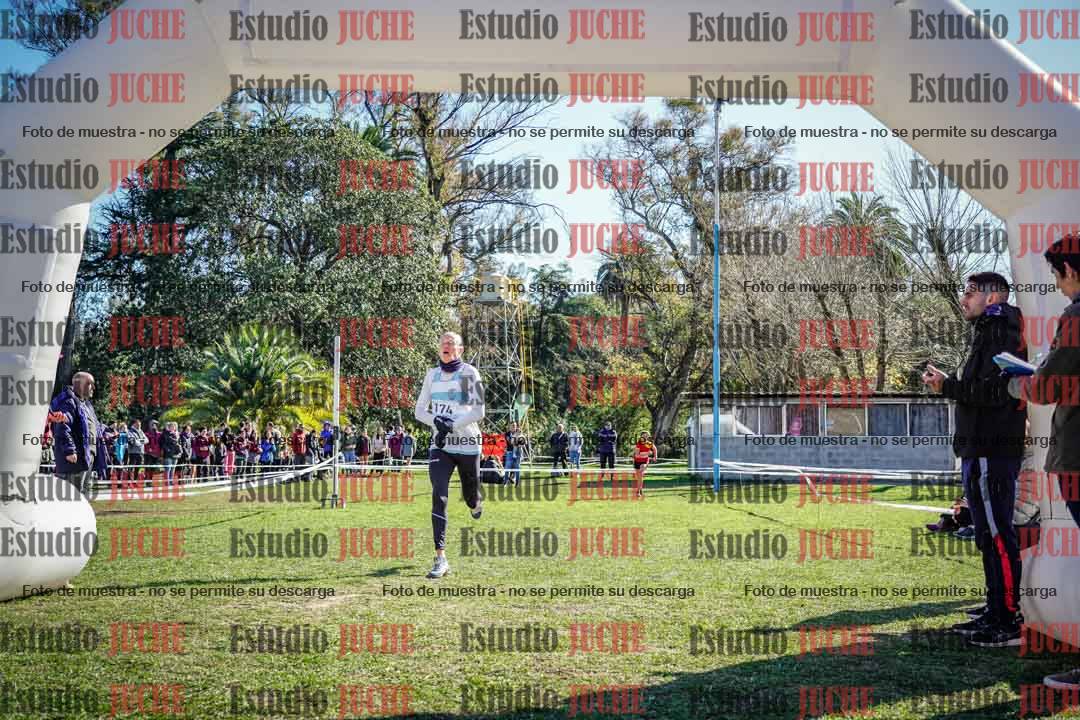 Fotos de la llegada del cross de 1500 m