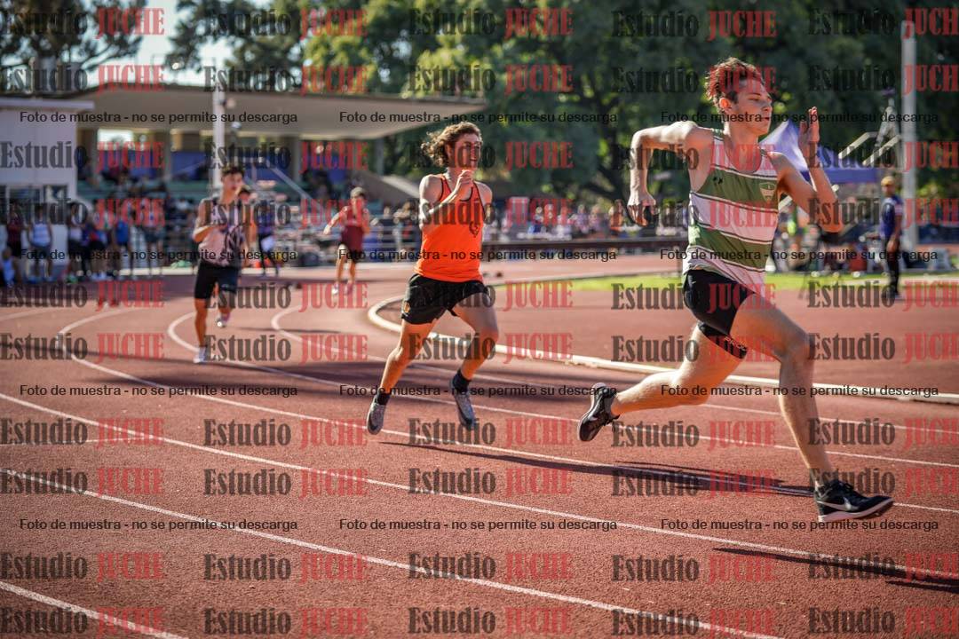 Fotos de los 400 m llanos de varones