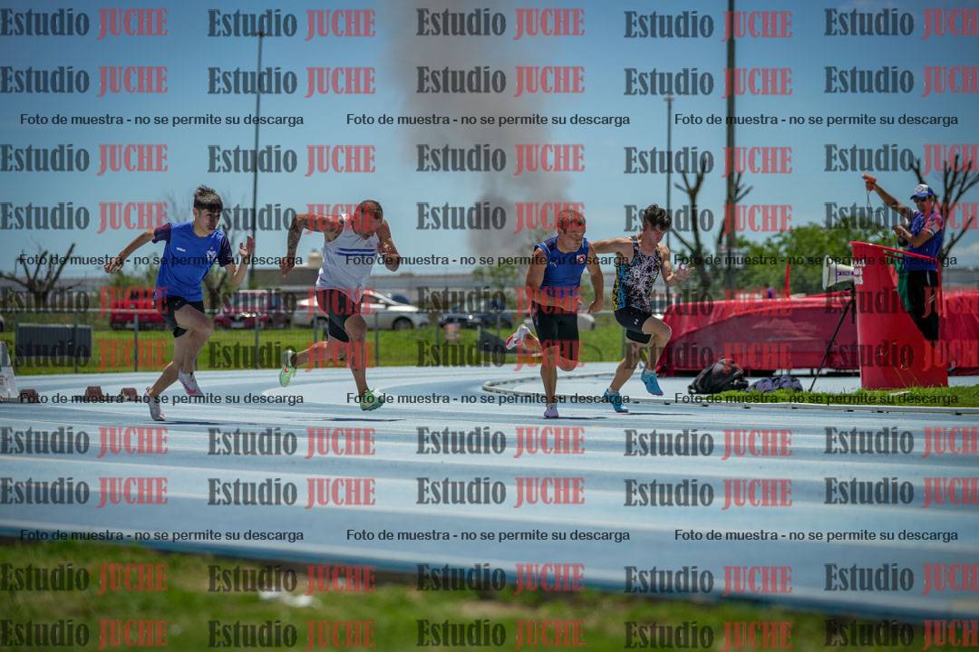 Fotos de los 100 m llanos de varones