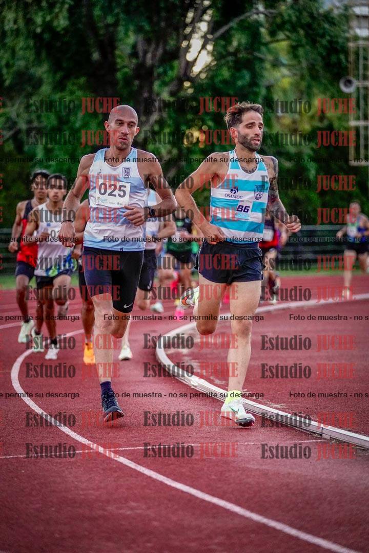 Fotos de los 1500 m llanos de varones