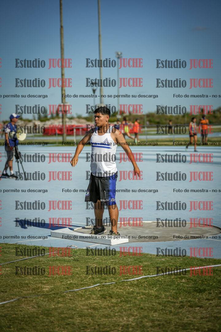 Fotos del lanzamiento de bala de varones