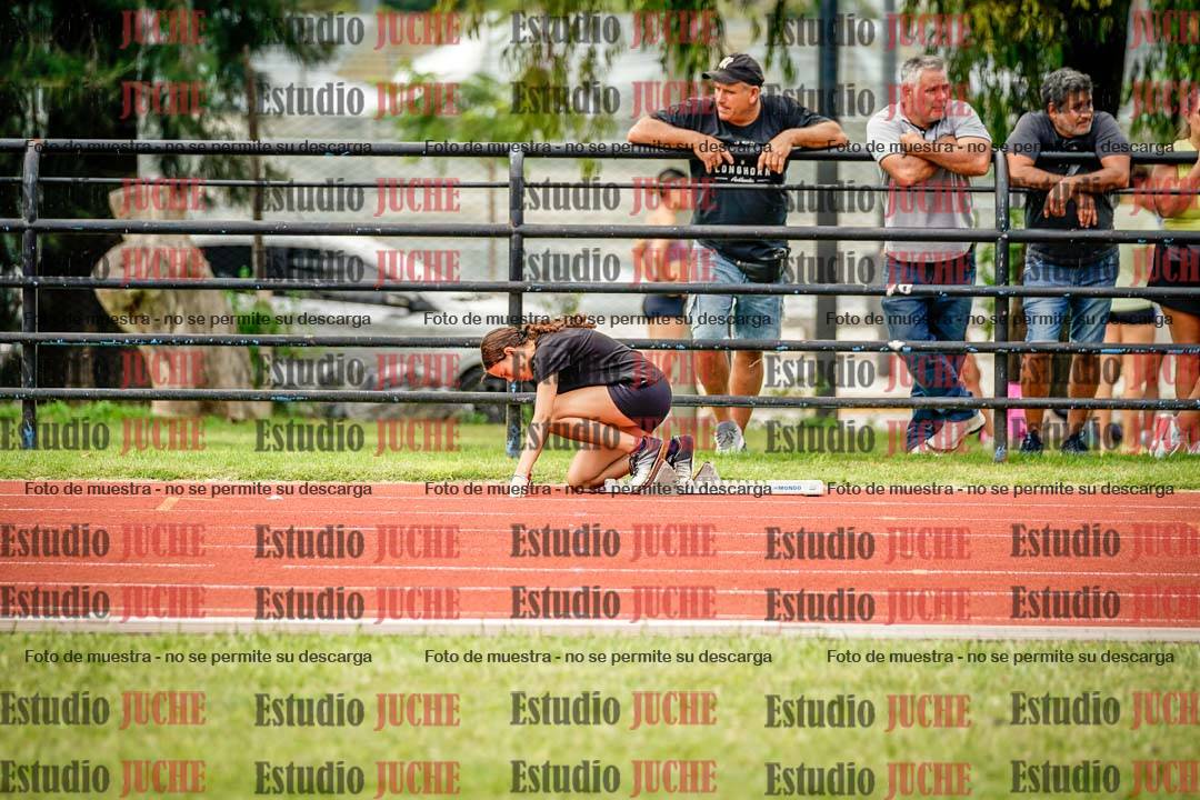 Fotos de los 295 m con vallas de mujeres