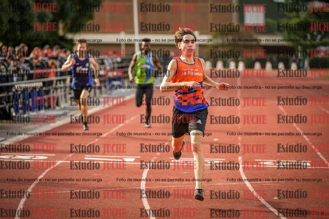 Fotos de los 400 m llanos de varones