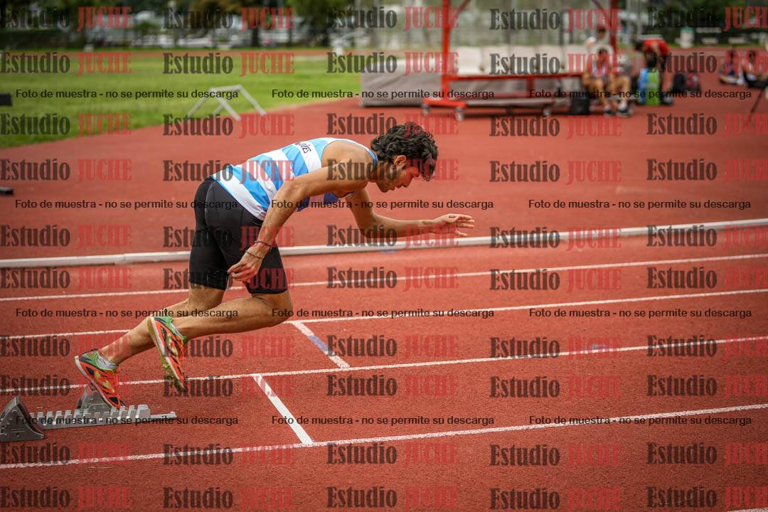 Fotos de los 400 m llanos de varones
