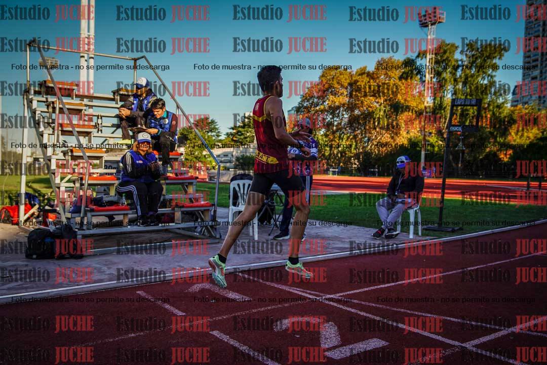 Fotos de los 3000 m llanos de varones