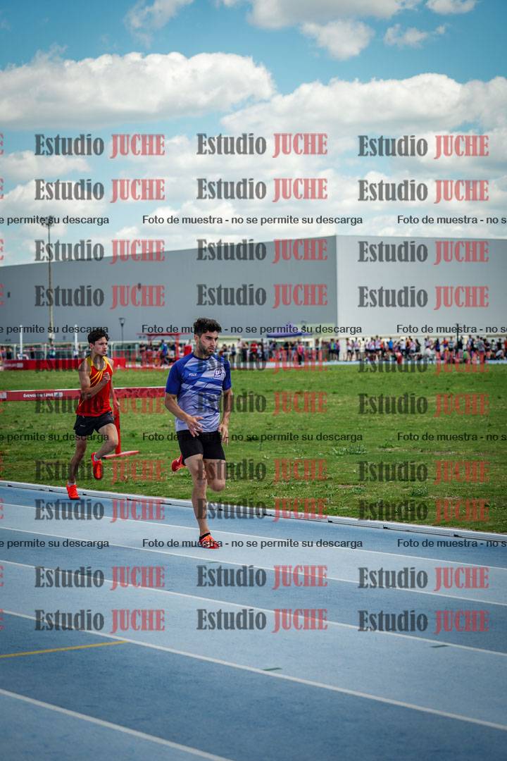 Fotos de los 400 m llanos de varones