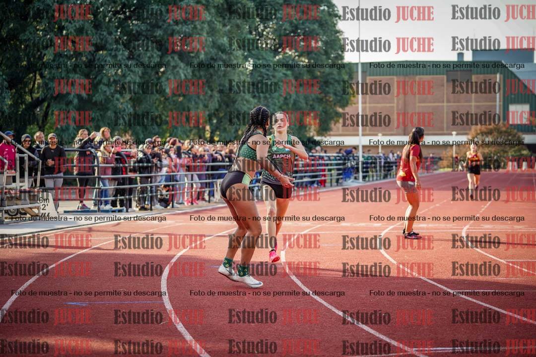 Fotos de las postas 4x400 m llanos de mujeres