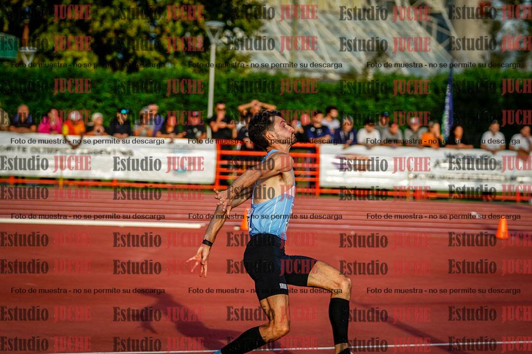 Fotos del salto en alto de varones - deca 4