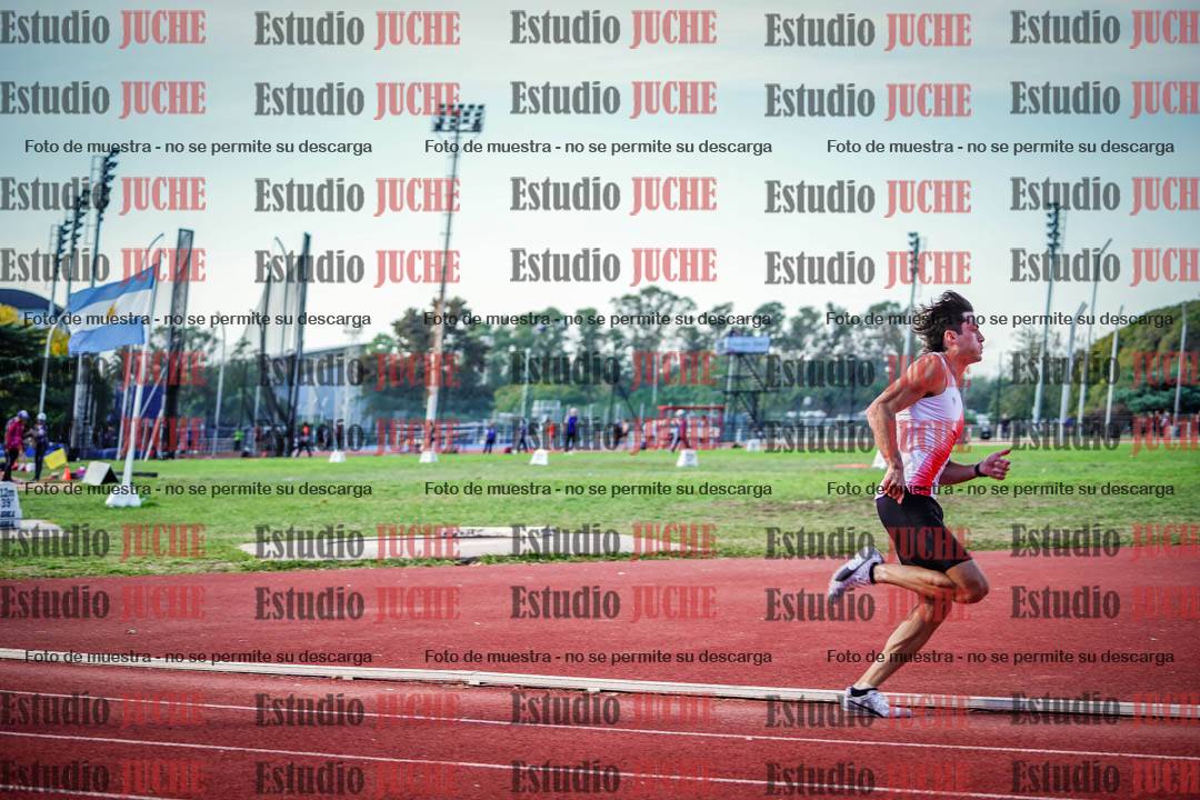 Fotos de los 400 m llanos de varones