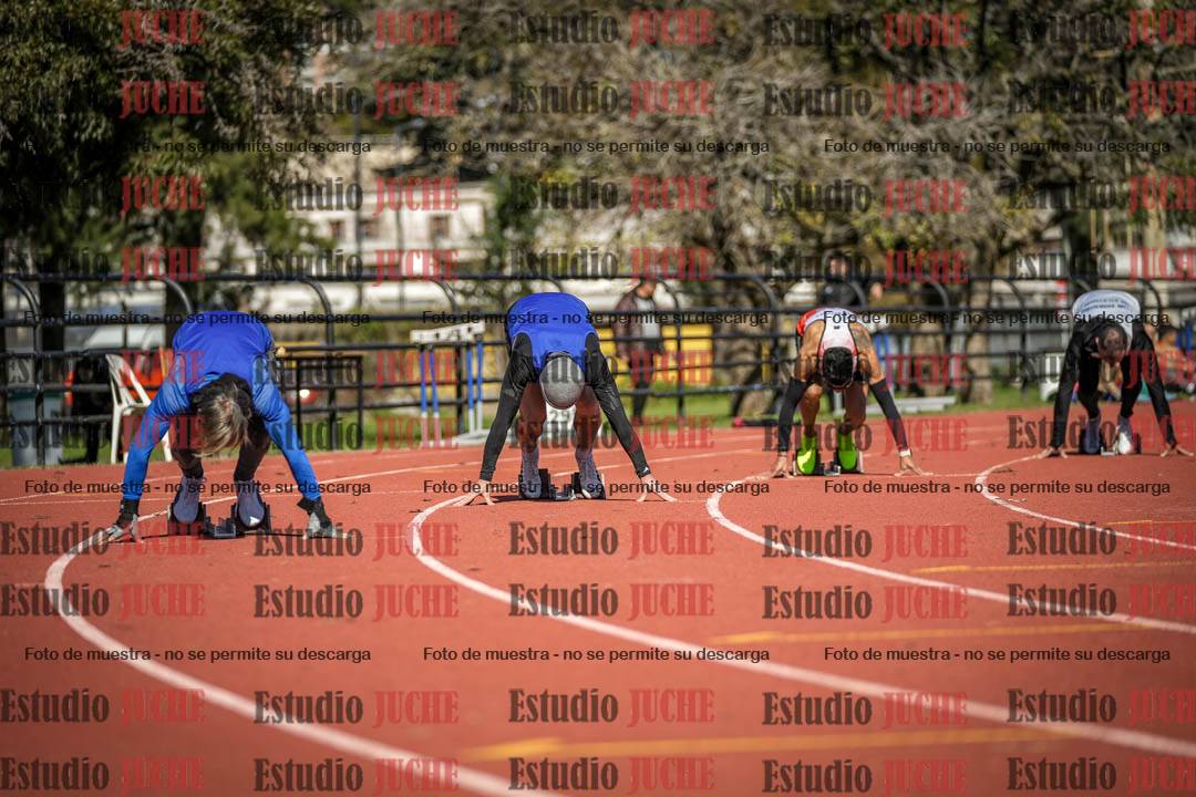 Fotos de los 200 m llanos de varones