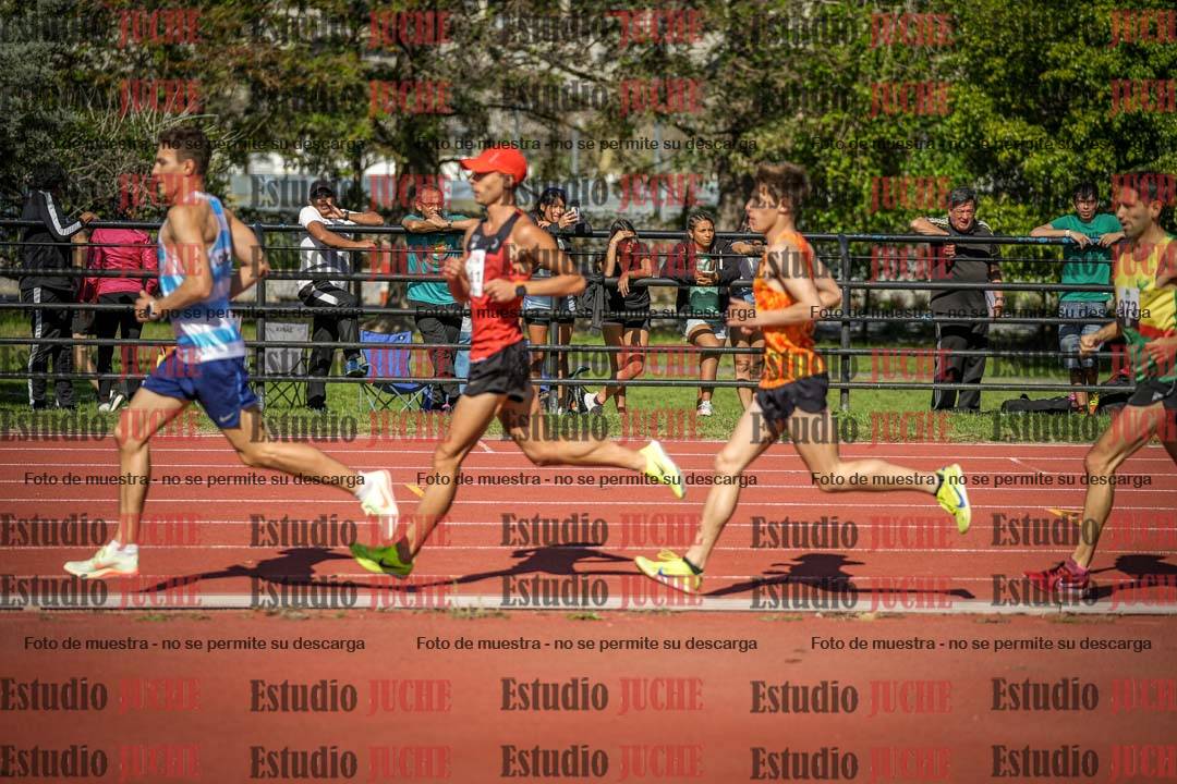 Fotos de los 5000 m llanos de varones