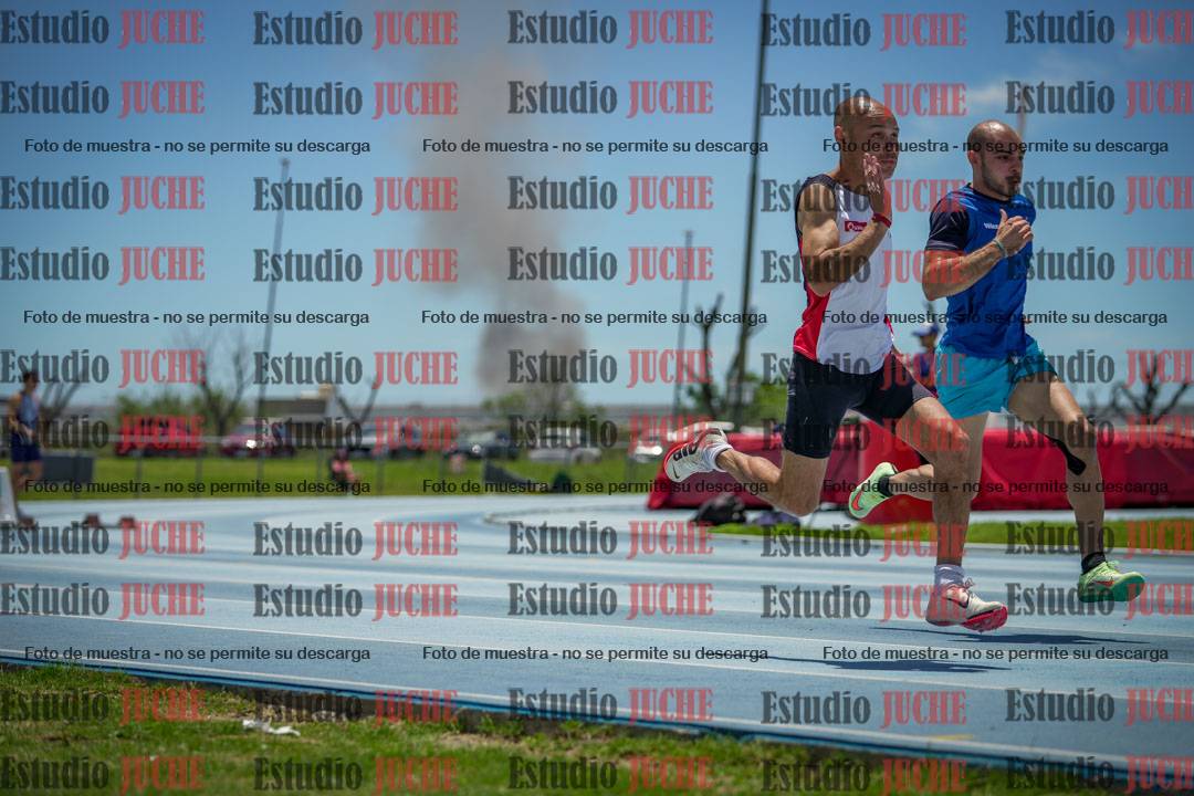 Fotos de los 100 m llanos de varones