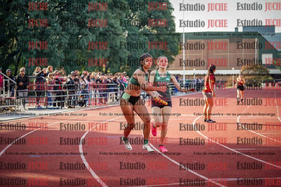 Fotos de las postas 4x400 m llanos de mujeres