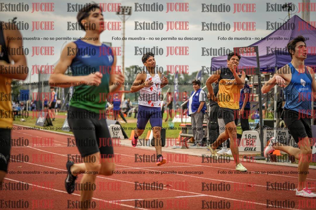 Fotos de los 400 m llanos de varones - FINAL