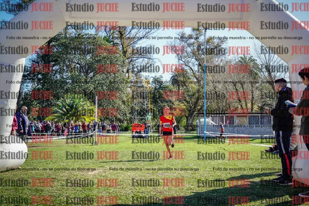 Fotos de la llegada del cross de 1500 m