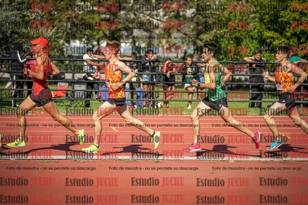 Fotos de los 5000 m llanos de varones