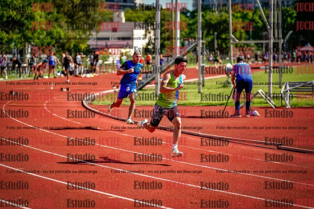 Fotos de los 200 m llanos de varones