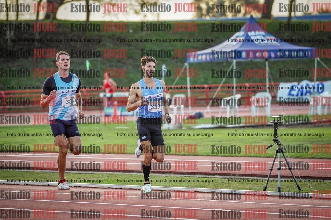 Fotos de los 1500 m llanos de varones - deca 10