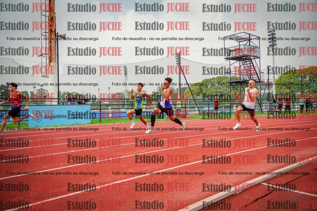 Fotos de los 200 m llanos de varones